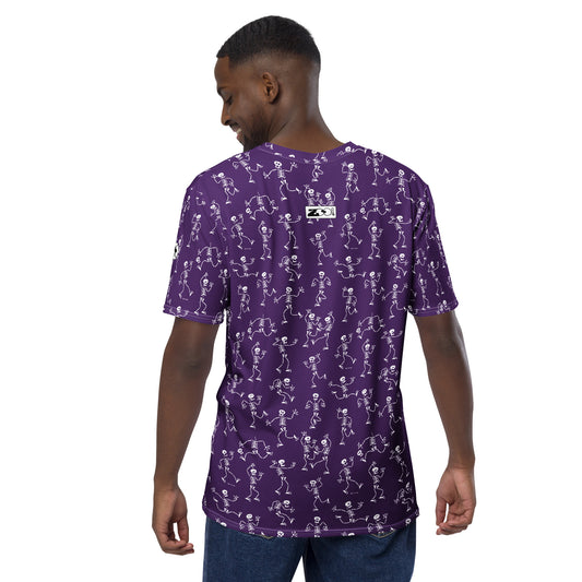 Fantastic skeletons having a great time at Halloween Men's t-shirt. Back view