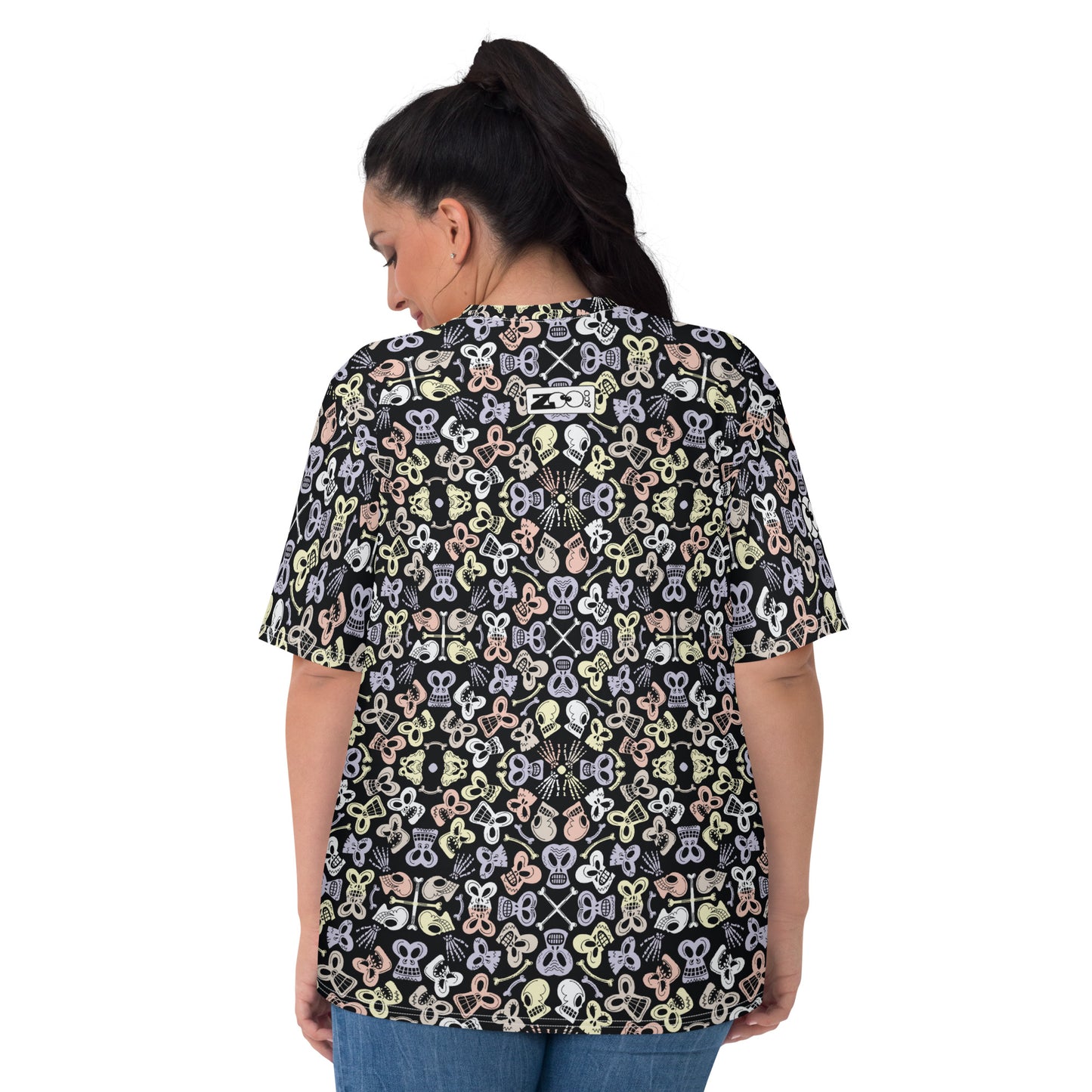 Bewitched Skulls: Hauntingly Chic Pattern Design - Women's T-shirt