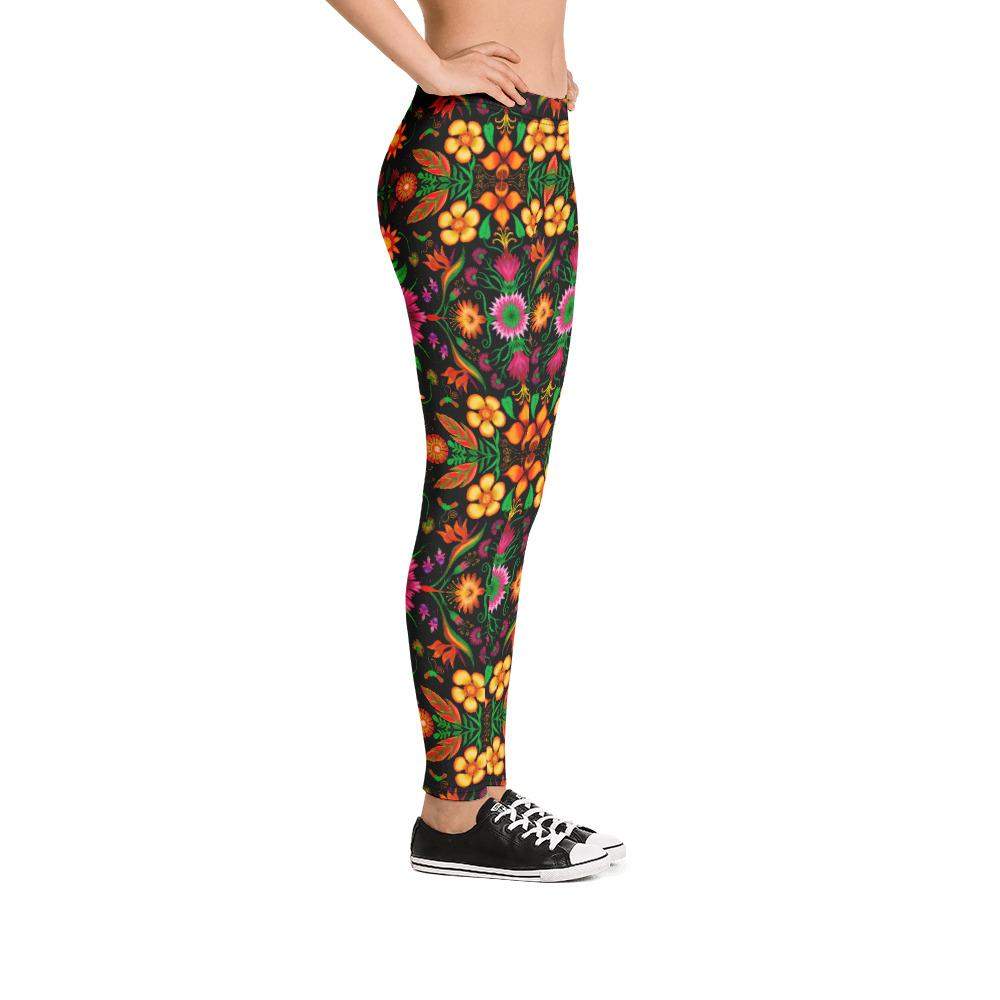 Wild flowers in a luxuriant jungle Leggings-Leggings