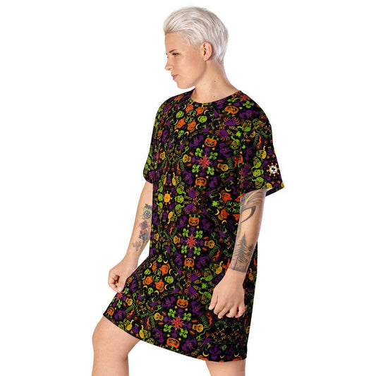 All Halloween stars in a creepy pattern design T-shirt dress-T-Shirt Dresses