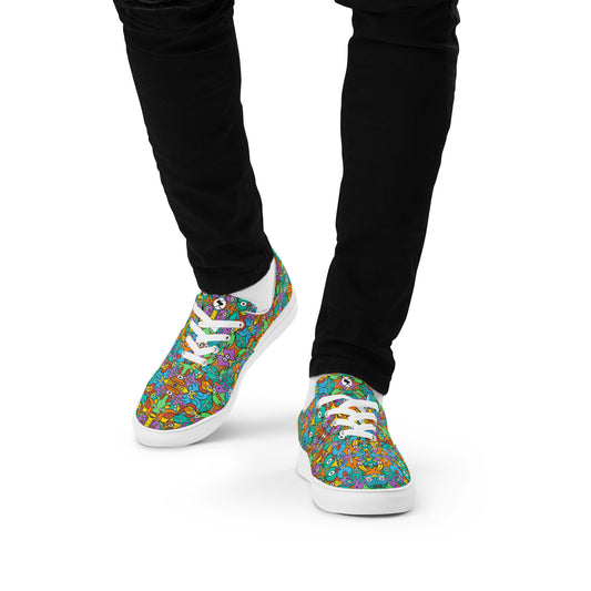Fantastic doodle world full of weird creatures Men’s lace-up canvas shoes. Lifestyle
