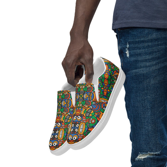 Fantastic African masks festival Men’s slip-on canvas shoes. Lifestyle