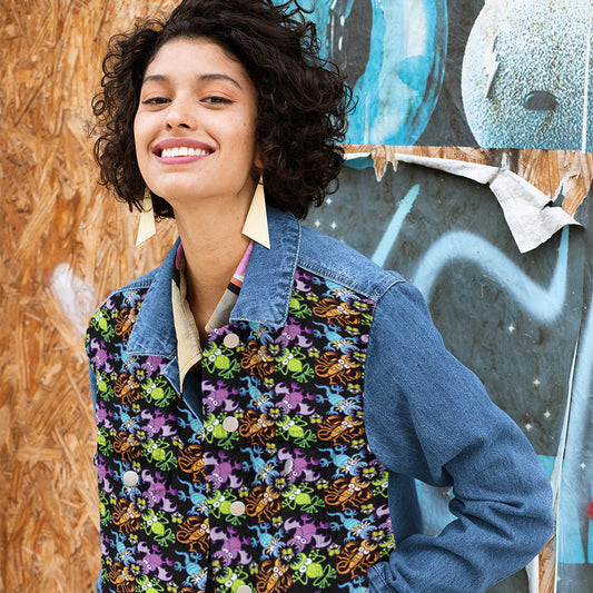 Bat, scorpion, lizard and frog fighting over an unlucky fly printed on woman's denim jacket