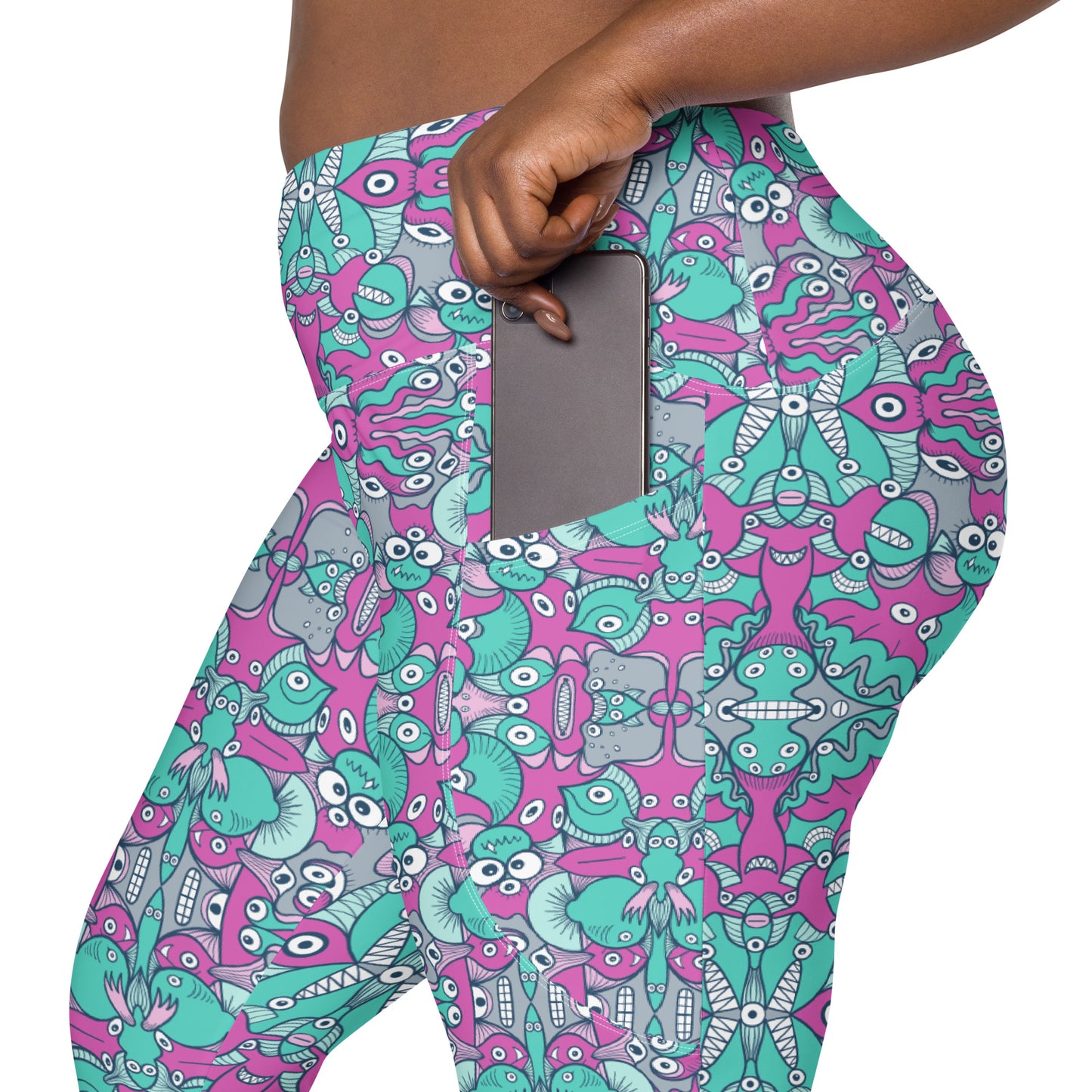 Sea creatures from an alien world Crossover leggings with pockets. Product details