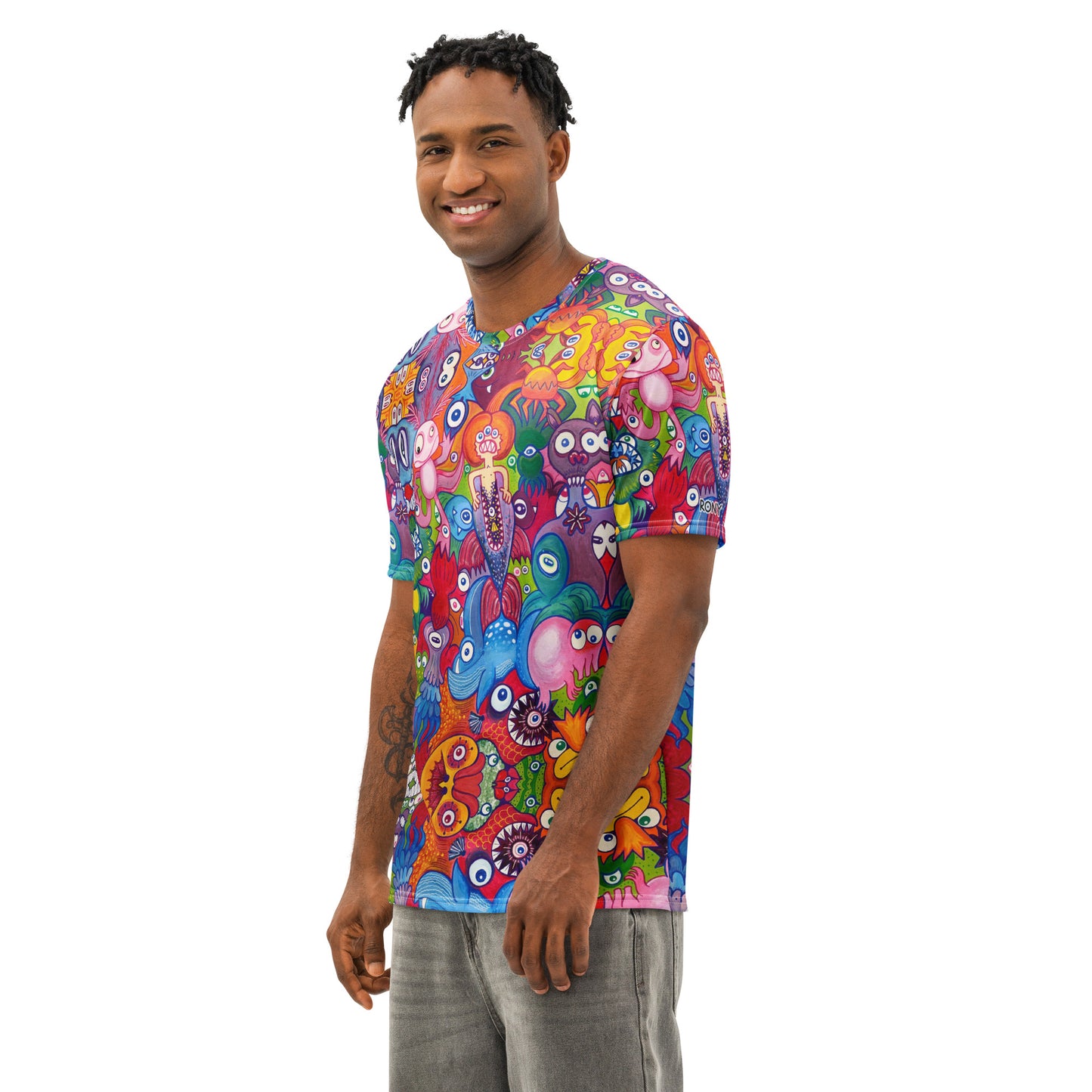 Doodle folie all over print men's cotton art t-shirt. Side view