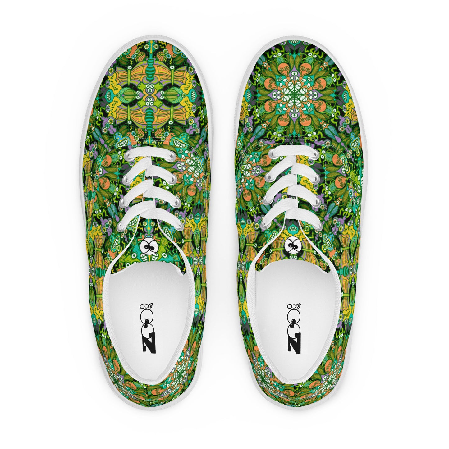 Only for true insects lovers pattern design Men’s lace-up canvas shoes. Top view