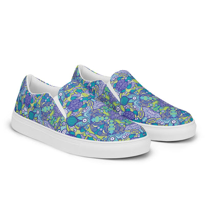 Once upon a time in an ocean full of life Women’s slip-on canvas shoes. Overview