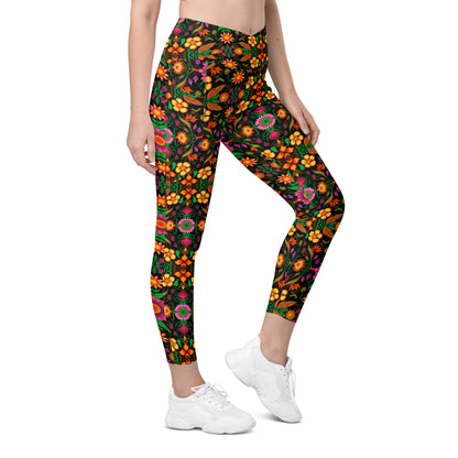 Wild flowers in a luxuriant jungle Crossover leggings with pockets: Right front view
