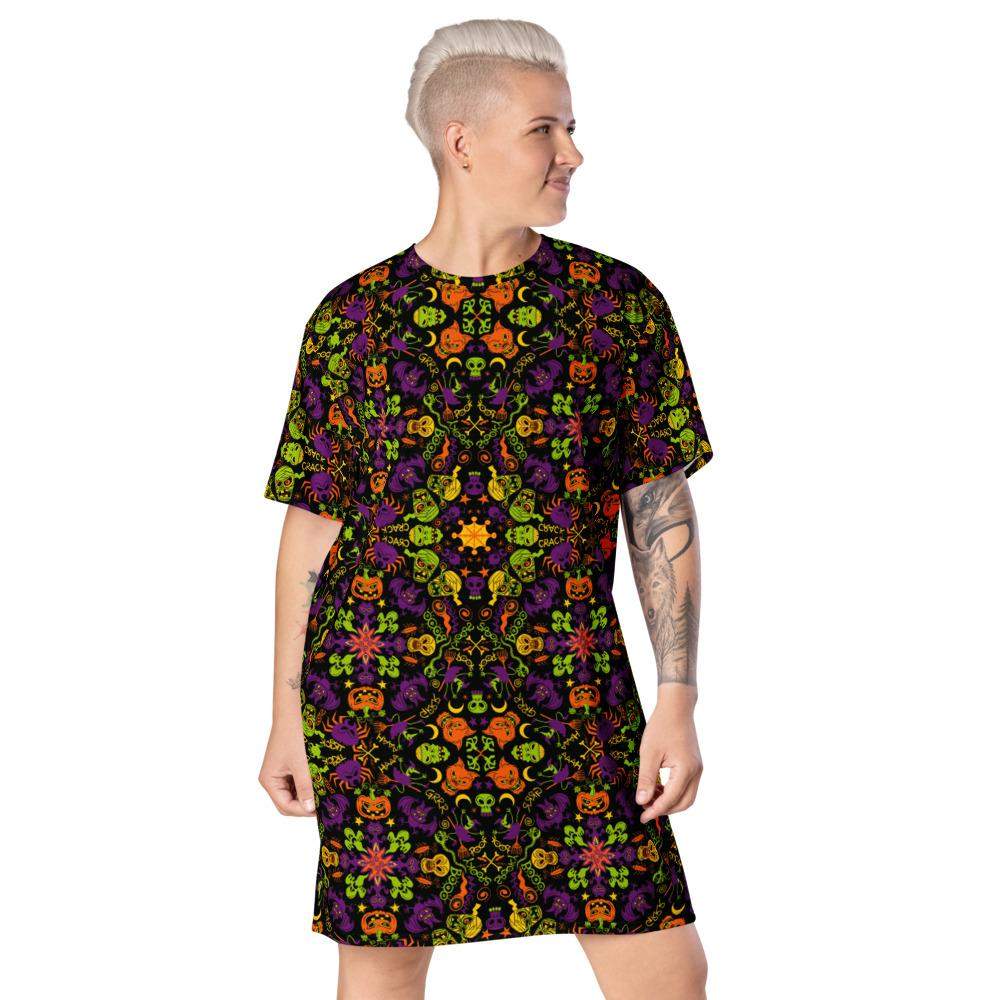 All Halloween stars in a creepy pattern design T-shirt dress-T-Shirt Dresses