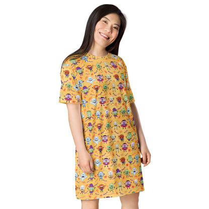 Halloween characters making funny faces T-shirt dress. Front view