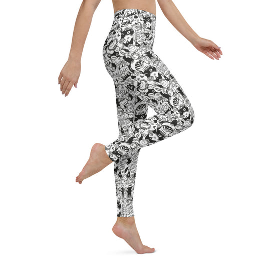 Black and white cool doodles art Yoga Leggings. Side view