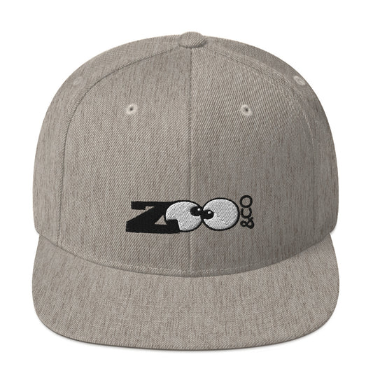 Zoo&co branded Snapback Hat. Heather grey. Front view