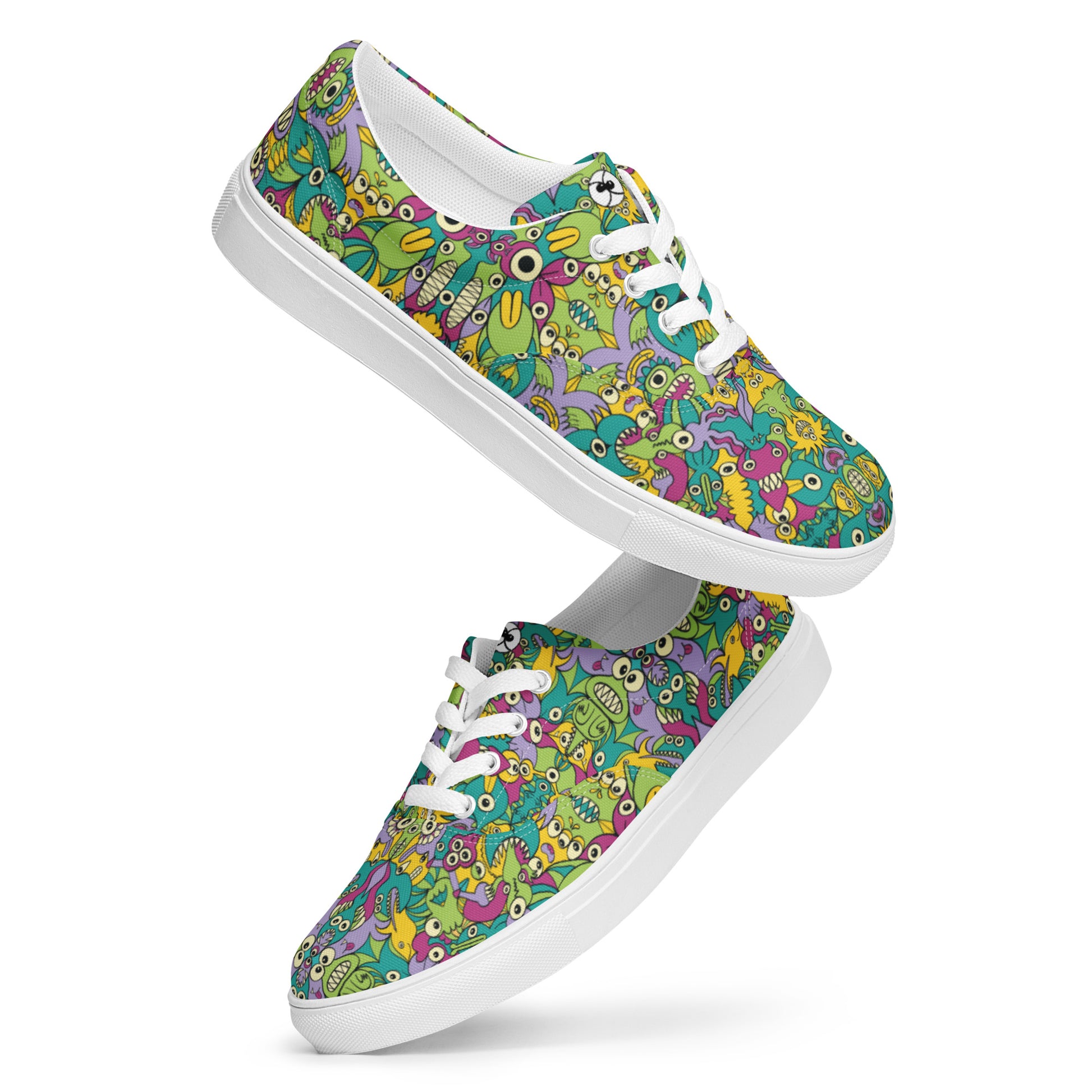 It's life but not as we know it pattern design Men’s lace-up canvas shoes. Playing with shoes