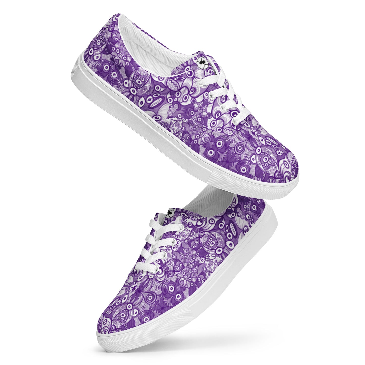 Fabulous blue critters doodle art Men’s lace-up canvas shoes. Playing with shoes