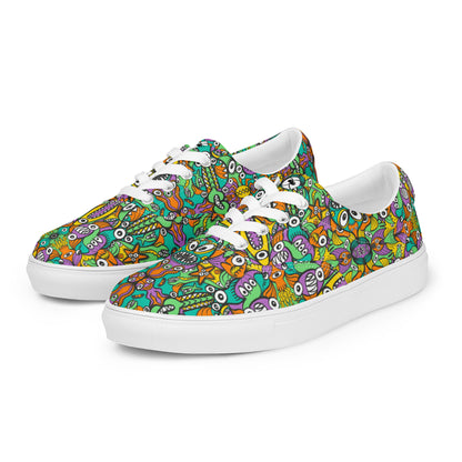 The vast ocean is full of doodle critters Men’s lace-up canvas shoes. Overview