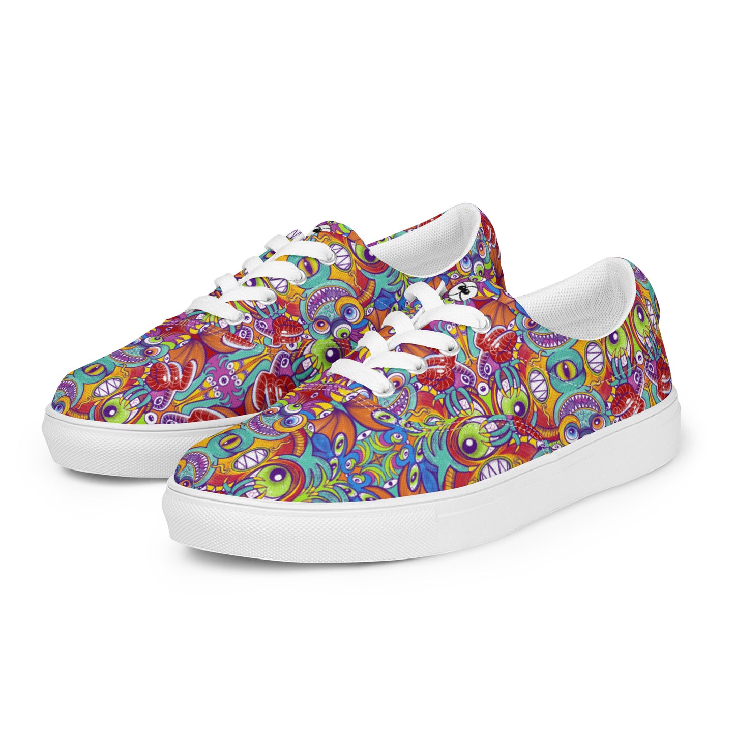 Psychedelic monsters having fun pattern design Men’s lace-up canvas shoes. Overview