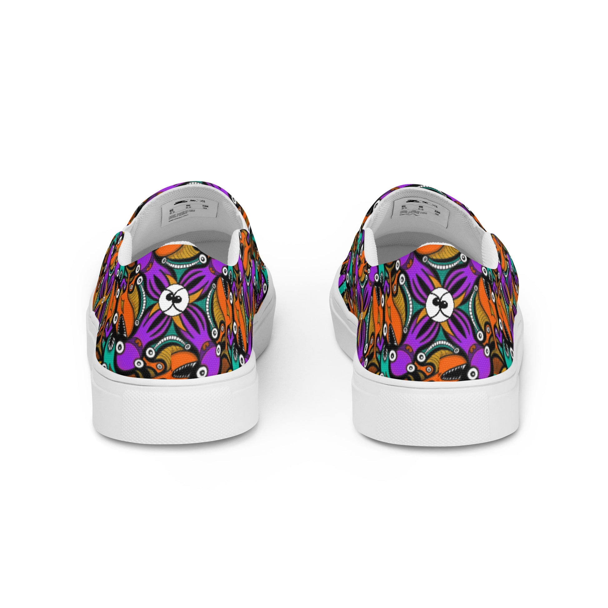 Mesmerizing creatures straight from the deep ocean Men’s slip-on canvas shoes. Back view