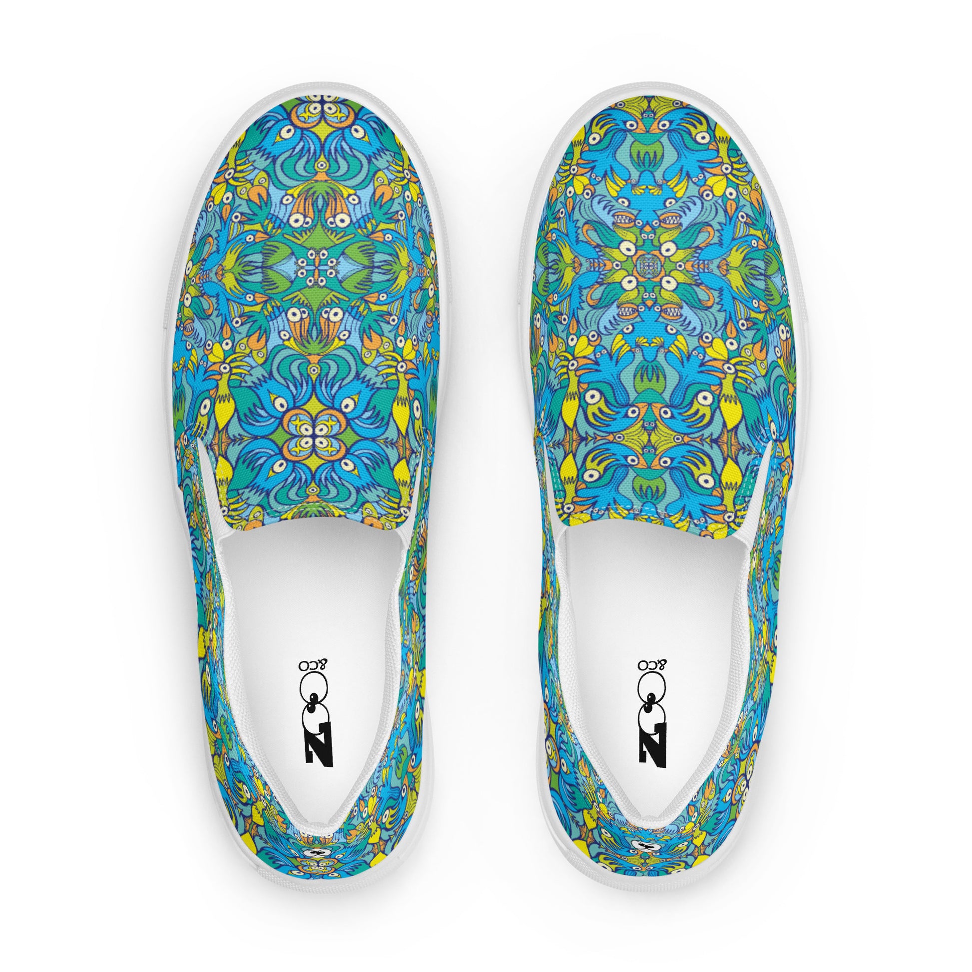 Exotic birds tropical pattern Men’s slip-on canvas shoes. Top view