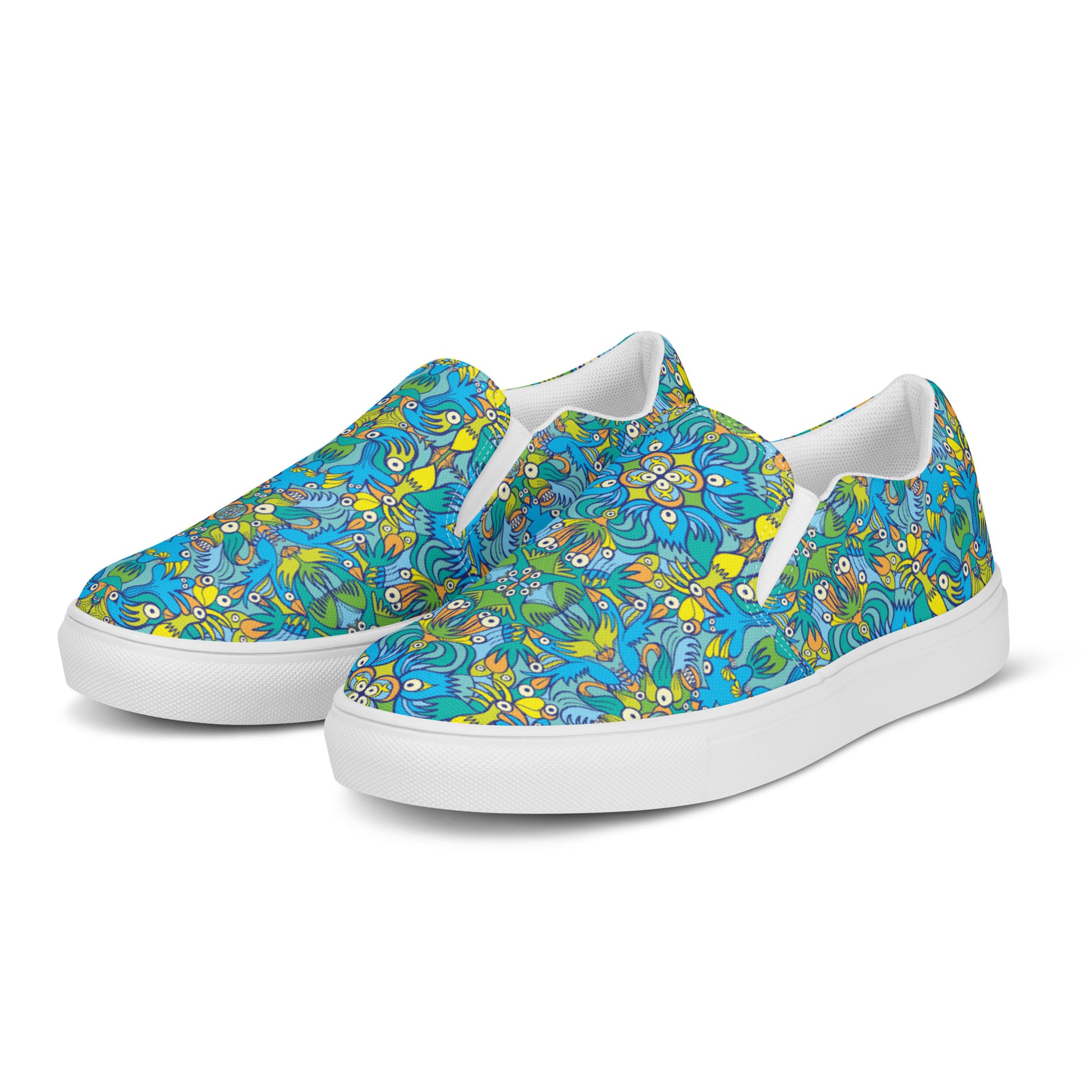 Exotic birds tropical pattern Men’s slip-on canvas shoes. Overview