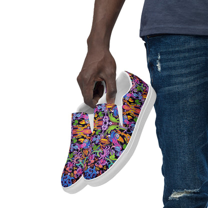 Eccentric critters in a lively crazy festival Men’s slip-on canvas shoes. Lifestyle