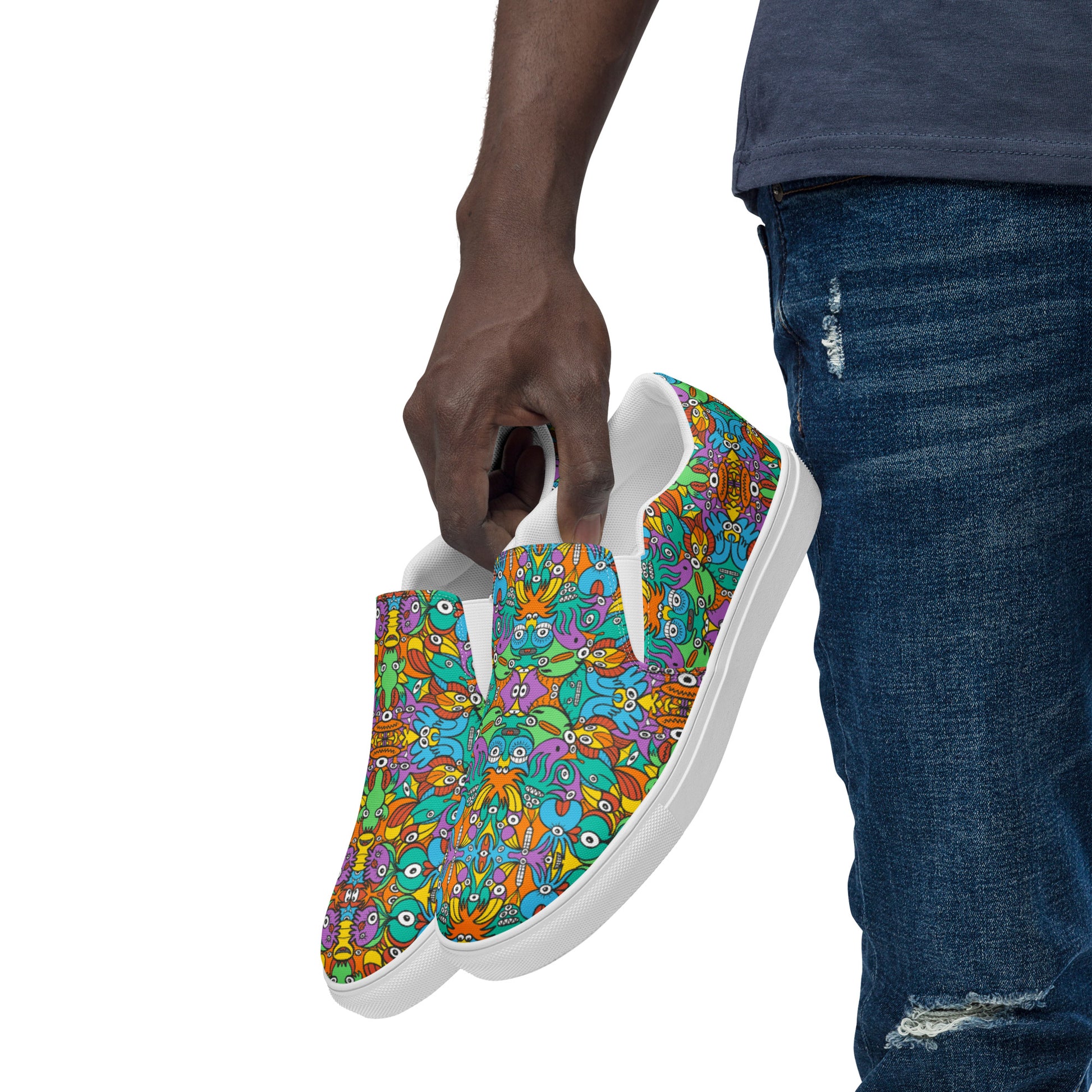 Fantastic doodle world full of weird creatures Men’s slip-on canvas shoes. Lifestyle