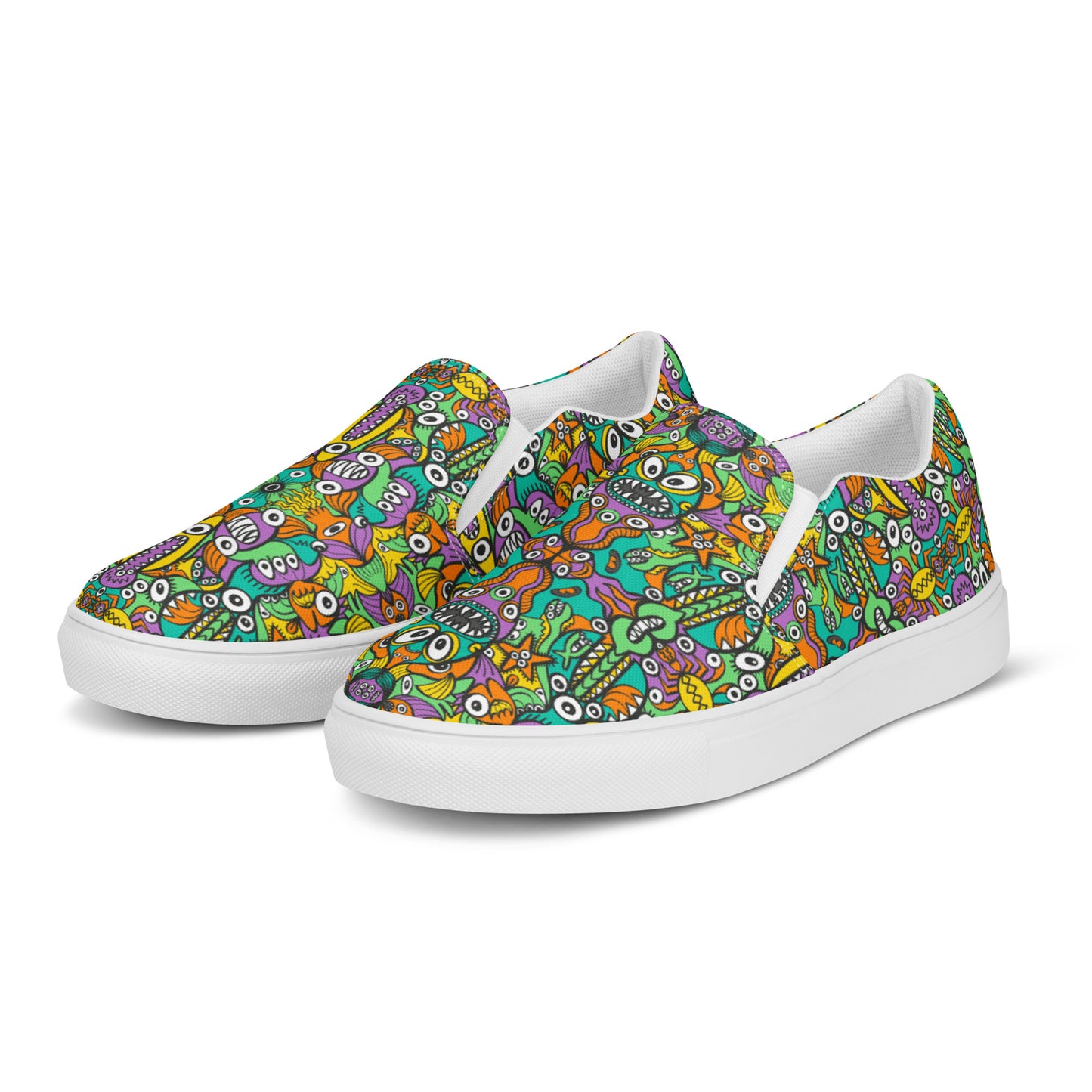 The vast ocean is full of doodle critters Men’s slip-on canvas shoes. Overview
