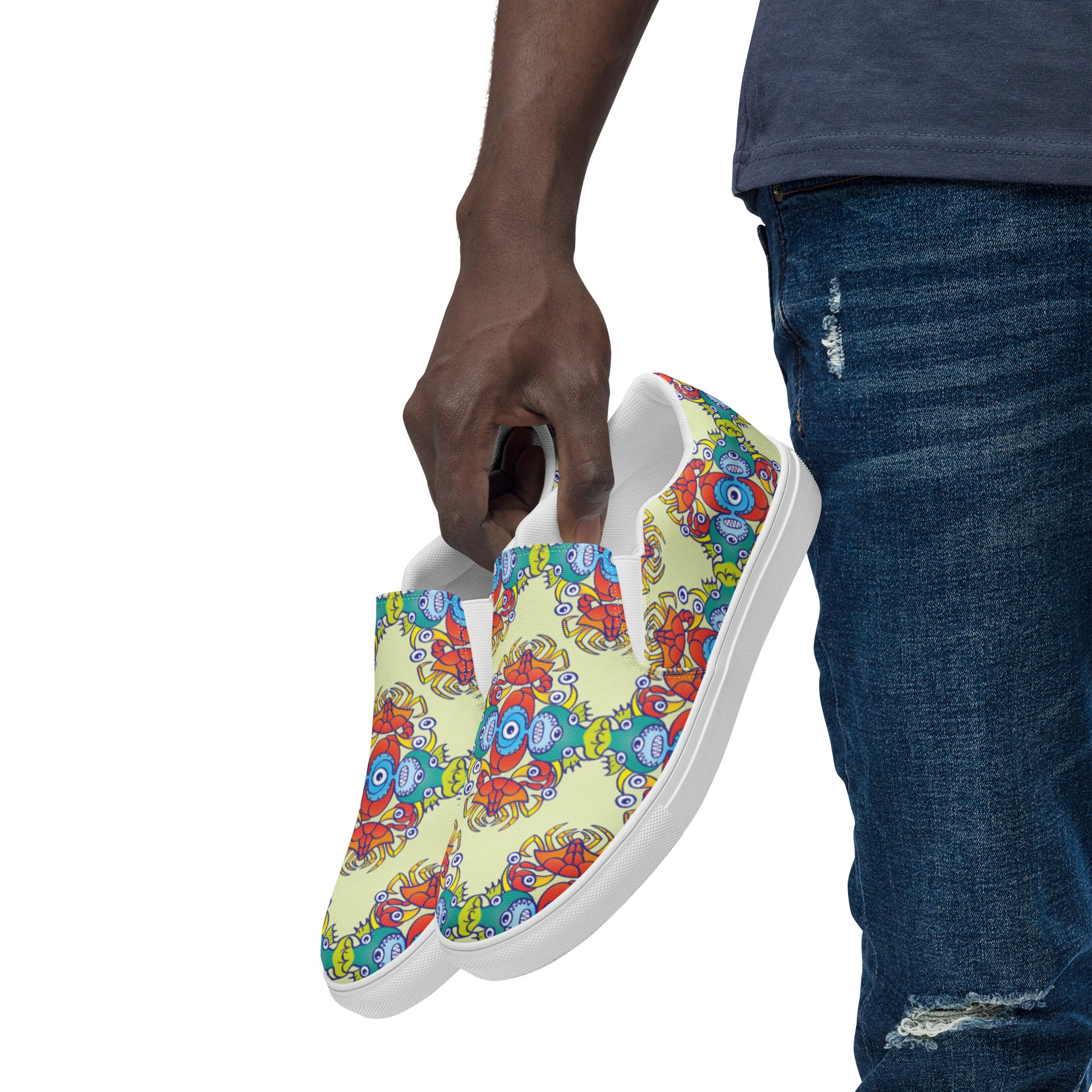 Crabs, octopuses and fish from a tropical sunny beach Men’s slip-on canvas shoes. Lifestyle