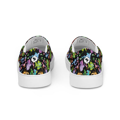 Ocean critters mandala pattern Women’s slip-on canvas shoes. Back view