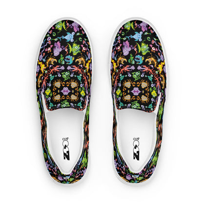 Ocean critters mandala pattern Women’s slip-on canvas shoes. Top view